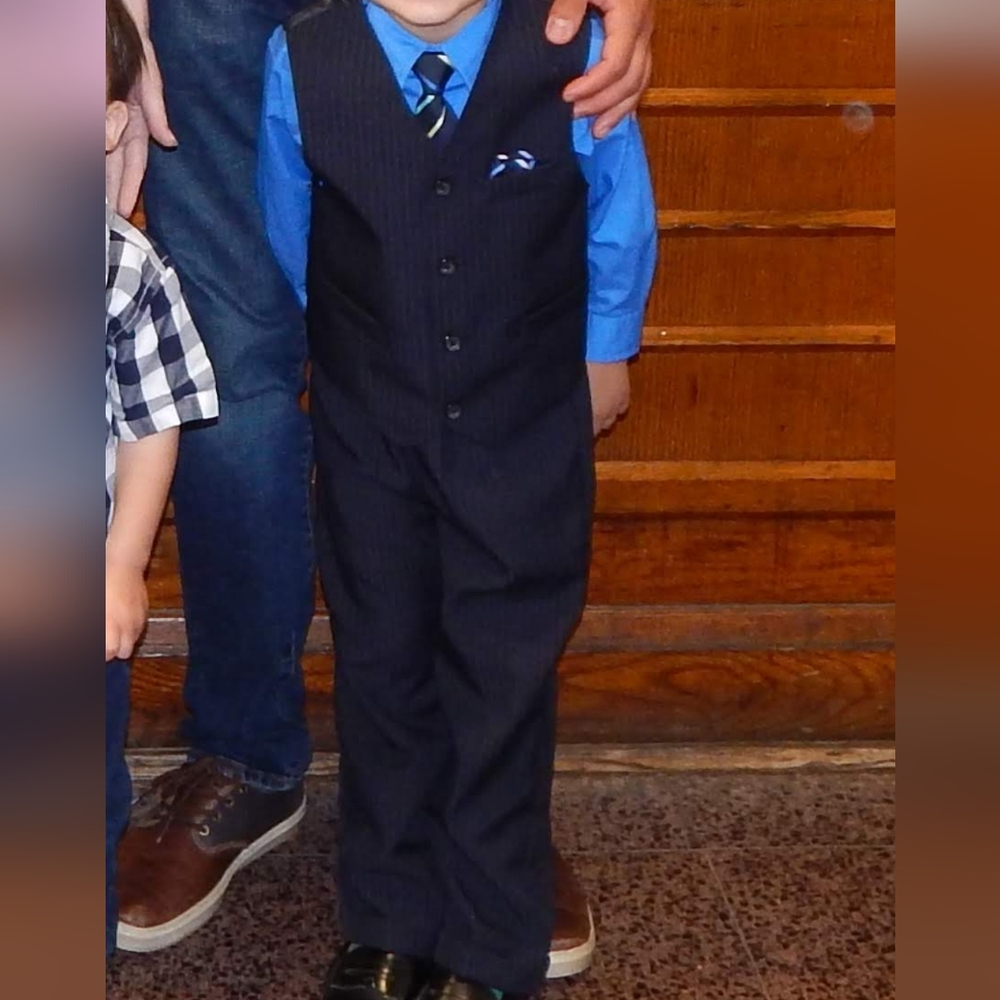 Nautica Blue 4-Piece Suit Set